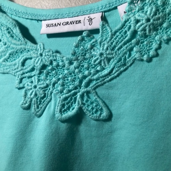 5/$20 Susan Graver Blue Tank Detailed  Neckline - Picture 6 of 7